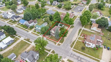 405-W5thSt-Evart-3-withlines