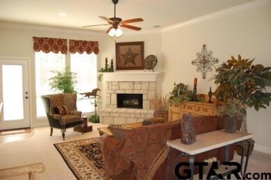 5801 5801 Thompson Place, Tyler, TX 75707 - photo 4