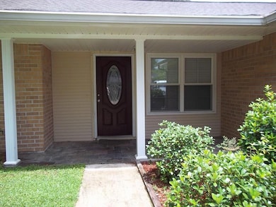 814 Lake Arthur Ct, Slidell, LA 70461 - photo 2