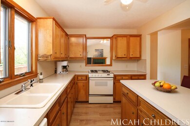 1949 Bluffview Dr SW, Byron Center, MI 49315 - photo 5