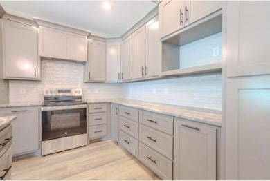 Represents similar finishes in homes not actual home.