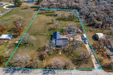 516 North Ave E, Springtown, TX 76082 - photo 3