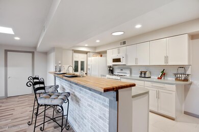 1740 N Lilac Cir, Titusville, FL 32796 - photo 2