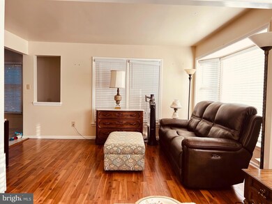 12 Hickory Hill Ct, Silver Spring, MD 20906 - photo 5