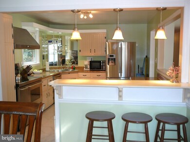 3127 Christine Dr, Beltsville, MD 20705 - photo 7