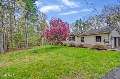 128 Pleasant Ln, Milford, PA 18337 - photo 4