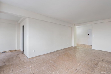 89-15 Parsons Blvd unit 11D, Jamaica, NY 11432 - photo 6