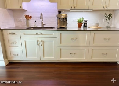 2071 Hilltop Blvd, Jacksonville, FL 32246 - photo 3