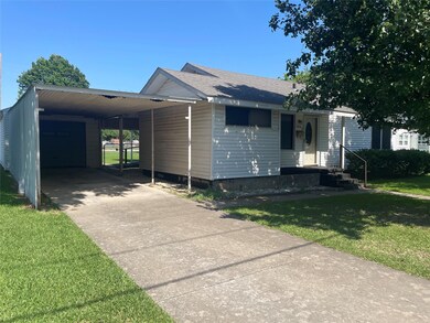 906 Gladney St, Gainesville, TX 76240 - photo 2