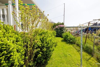 67 16th St, Fall River, MA 02723 - photo 5