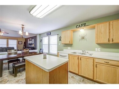 512 Robinwood Dr, Wylie, TX 75098 - photo 3