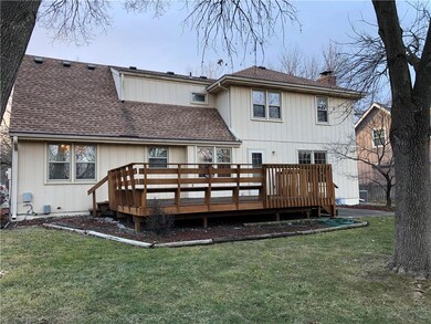 10449 Bradshaw St, Lenexa, KS 66215 - photo 2
