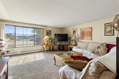livingroom 2bdrm unit