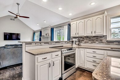 7 Kitchen 2