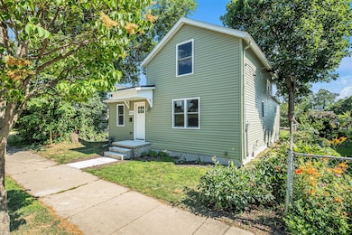 854 First St NW, Grand Rapids, MI 49504 - photo 3