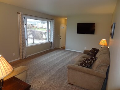 1634 Benjamin Ave NE, Grand Rapids, MI 49505 - photo 6