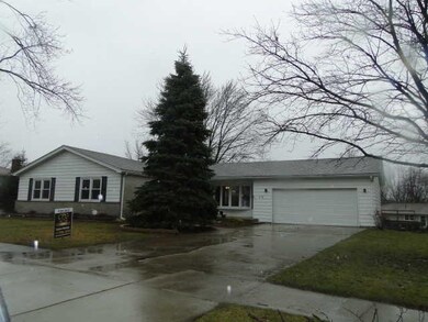 218 Magnolia Dr, Crown Point, IN 46307 - photo 3