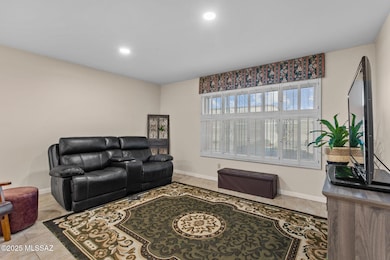 830 S Ciudad Cir, Tucson, AZ 85710 - photo 3