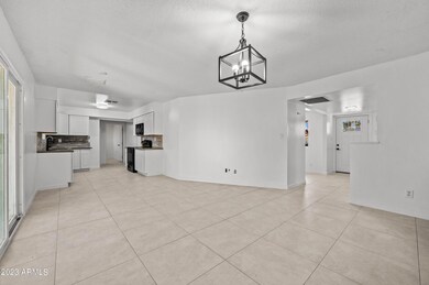 4255 W Townley Ave, Phoenix, AZ 85051 - photo 6