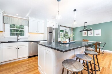 12 Sparhawk Cir, Stoneham, MA 02180 - photo 4