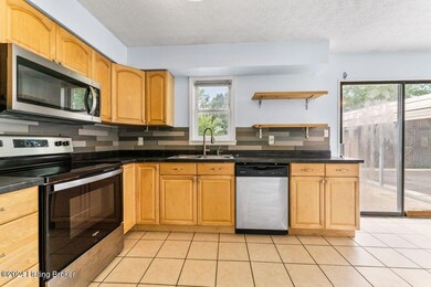 143 Mary Dr, Mount Washington, KY 40047 - photo 7