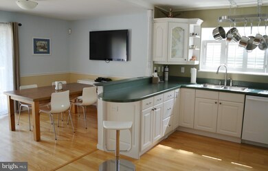 117 Sunset Dr, Annapolis, MD 21403 - photo 4