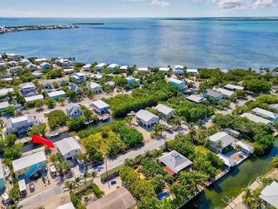 Canal Front 2 Bedroom 2 Bath Home