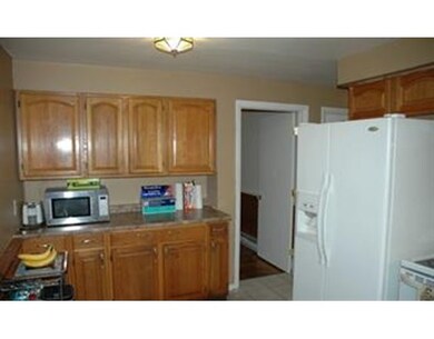 111 Beaconsfield Rd, Worcester, MA 01602 - photo 6