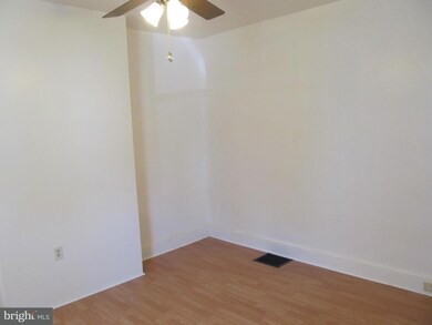 314 E Liberty St, Chambersburg, PA 17201 - photo 6