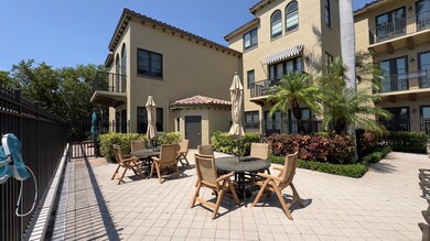 420 Via Villagio, Hypoluxo, FL 33462 - photo 4