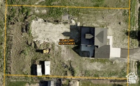 Map / location featuring property parcel outlined