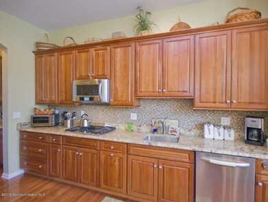 010_KITCHEN[1]