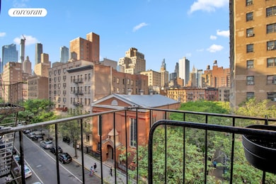 226 E 27th St unit 5C, New York, NY 10016 - photo 7