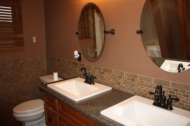 813 S Washington St, Hugoton, KS 67951 - photo 7