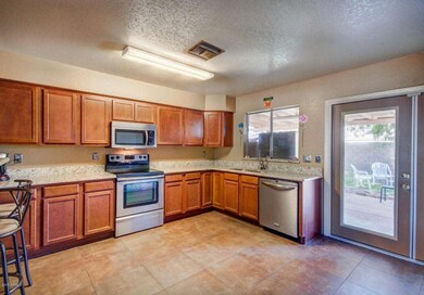 Kitchen 1