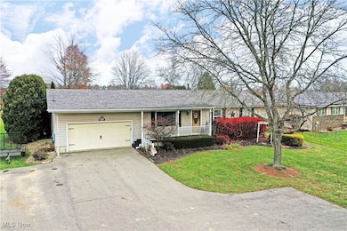 1049 Wilson Sharpsville Rd, Cortland, OH 44410 - photo 3