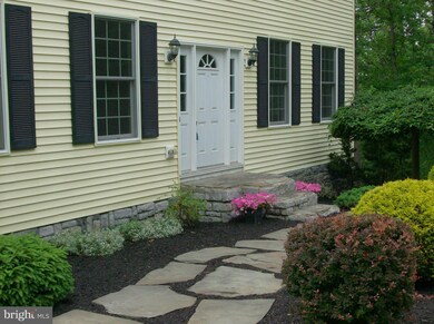 611 Hawks Nest I, Berkeley Springs, WV 25411 - photo 6