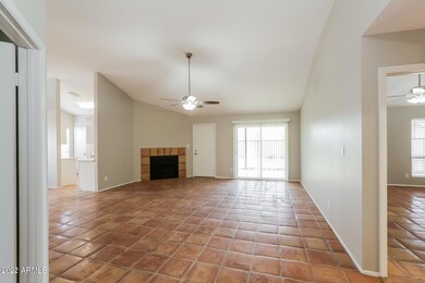 1521 W Citation Ln, Chandler, AZ 85224 - photo 4