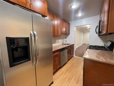 150 Glenwood Ave unit H3, Yonkers, NY 10703 - photo 6