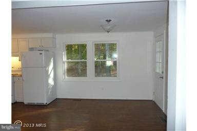 10803 Cropp Dr, Fredericksburg, VA 22407 - photo 4