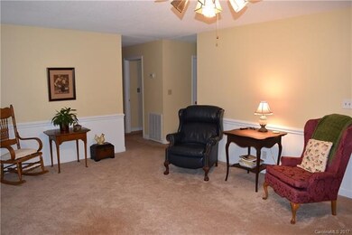 180 Dj Dr, Statesville, NC 28625 - photo 3