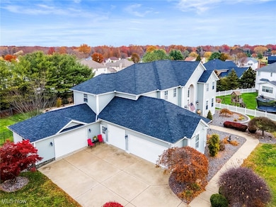 1050 Fox Den Trail, Canfield, OH 44406 - photo 3