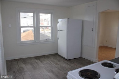 22 Pleasant Ave unit 4 2ND FLOOR, Red Lion, PA 17356 - photo 3