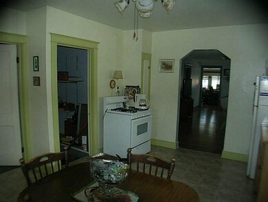 Kitchen Kitchen towards living room