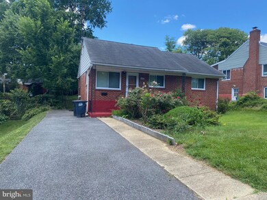 1423 Ruatan St, Hyattsville, MD 20783 - photo 2