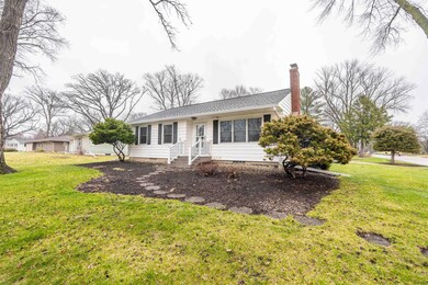 3120 Shady Ln, Cedar Falls, IA 50613 - photo 2