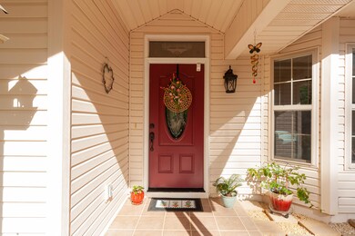004 - 304 Covington Ct
