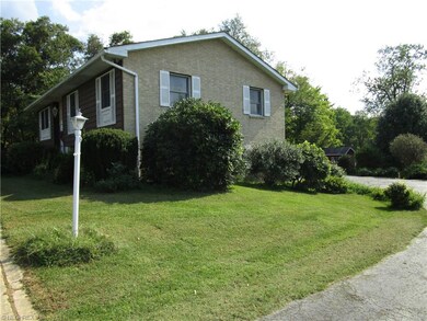 15197 Strader Rd, East Liverpool, OH 43920 - photo 3