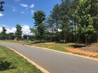 walking distance to Tennis Courts