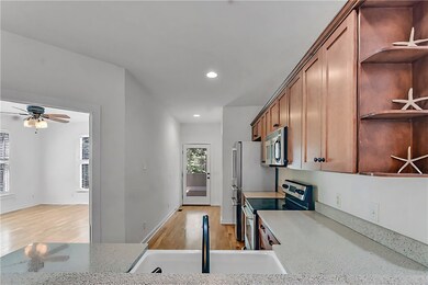 237 Broadway St, Saint Simons Island, GA 31522 - photo 6